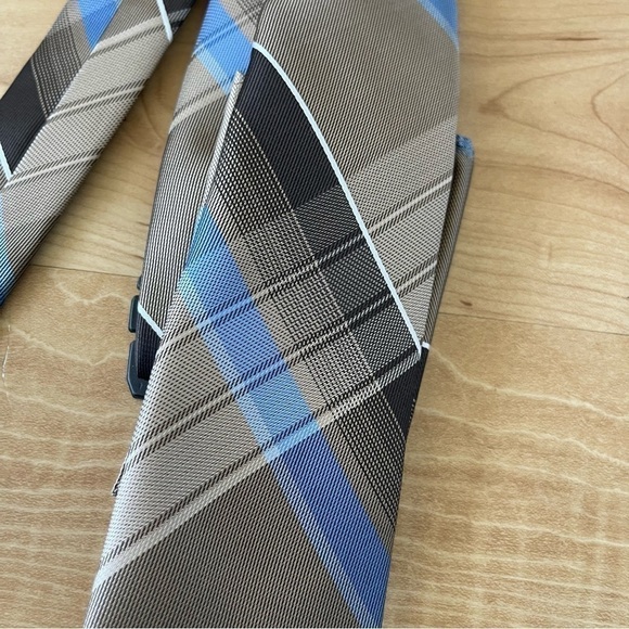 NWT Brand Q Italian Neck Tie and Handkerchief Set 100% Microfiber - Picture 7 of 7